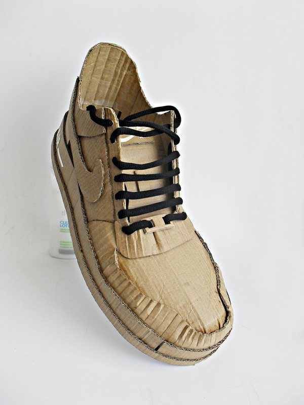 Sepatu Dari Kardus Campurandom