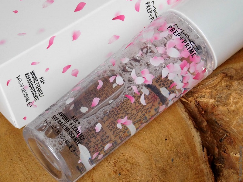 M.A.C. Boom Boom Bloom Spring 2019 Collection - Framboise Moi Matte Lipstick - Heartmelter & Cherry Mochi Lipglass - Cherry Blossom Fix+ - Review & Swatches Makeup Artist Paris M.A.C. Boom Boom Bloom Spring 2019 Collection - Framboise Moi Matte Lipstick - Heartmelter & Cherry Mochi Lipglass - Cherry Blossom Fix+ - Review & Swatches Makeup Artist Paris