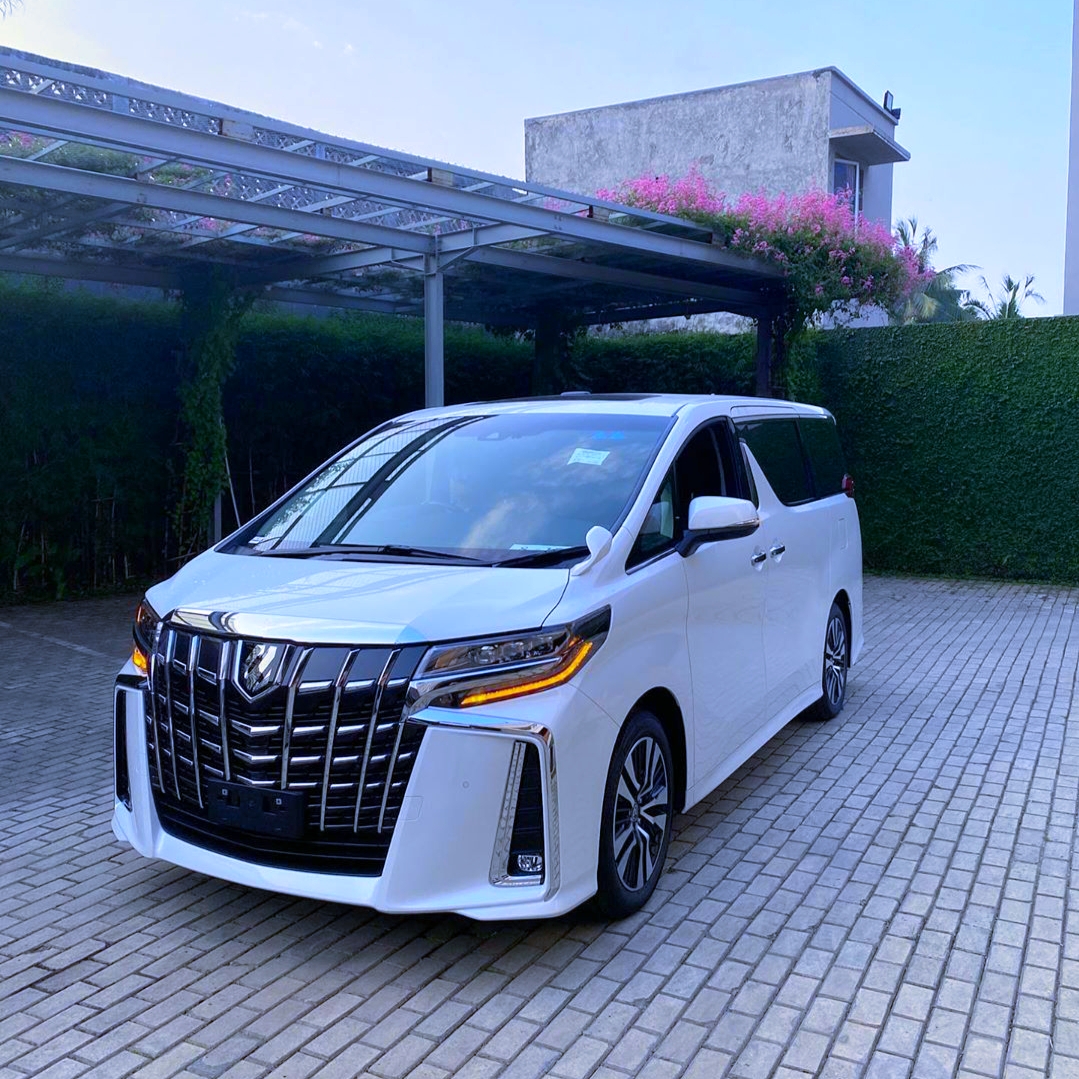 Info Sewa Alphard di Malang Murah Siap Menemani Liburan Anda