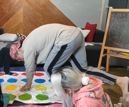 6시간동안 진행된 혼란의 카오스 + 대환장파티였던 브이앱 | 인스티즈