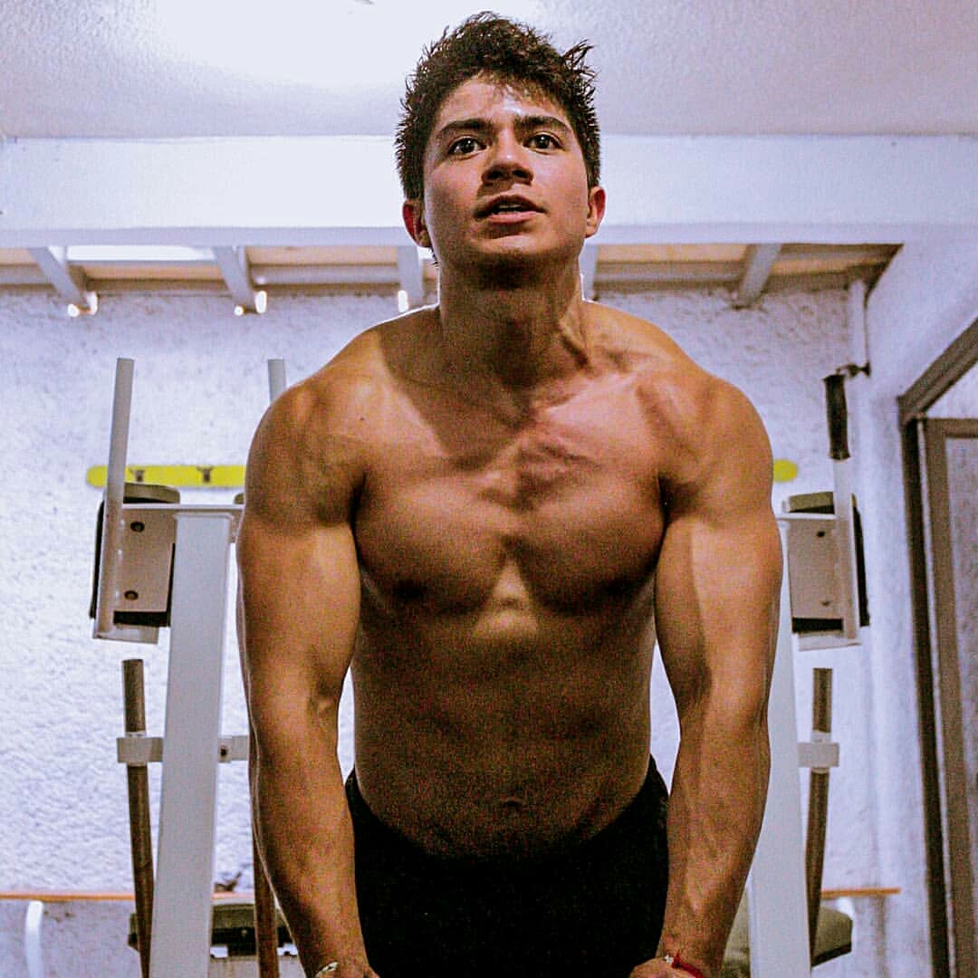 Juan Bernardo Flores