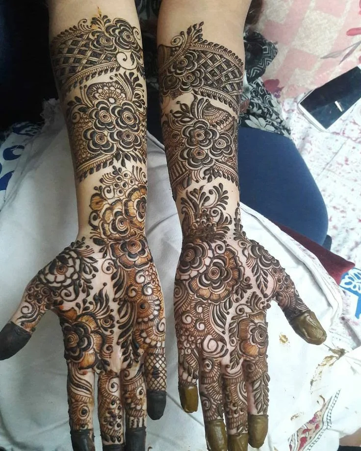 New Mehndi Designs – Beautiful Karwa Chauth Mehndi Designs # i113