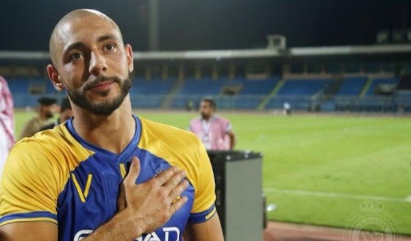 Oficial: Amrabat rescinde del Al-Nassr