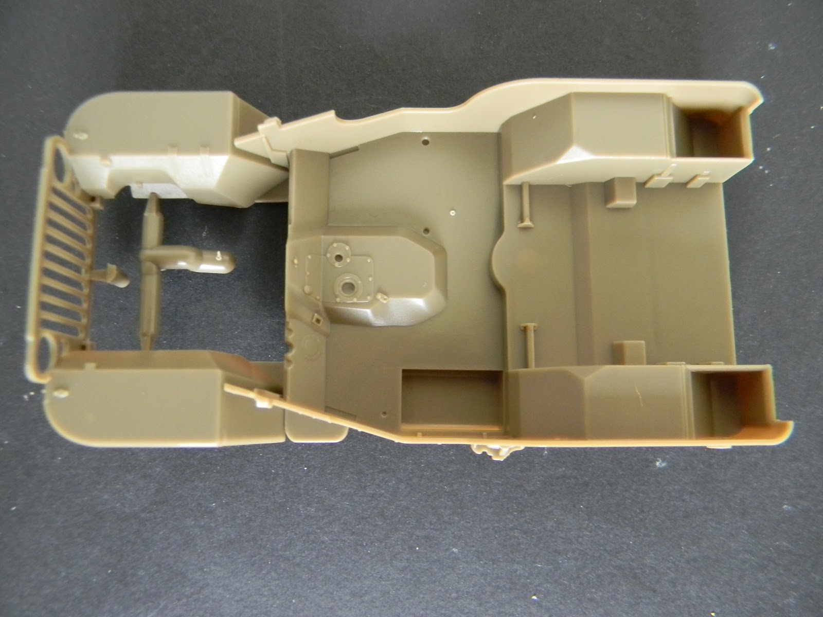 GPW 1942 Ford Bronco Model : revue de détail et montage Jeep-Bronco-Model-%2B10