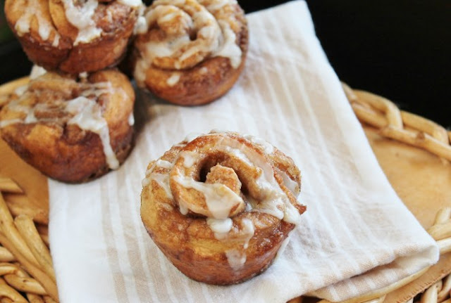 Cinnamon Roll Muffins #cake #desserts