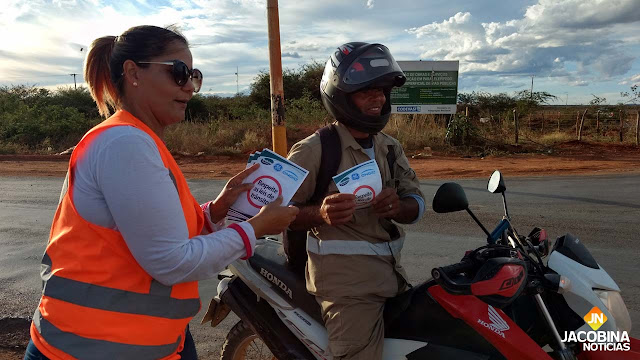 Blitzes educativas alertam contra o consumo de álcool e direção em Umburanas