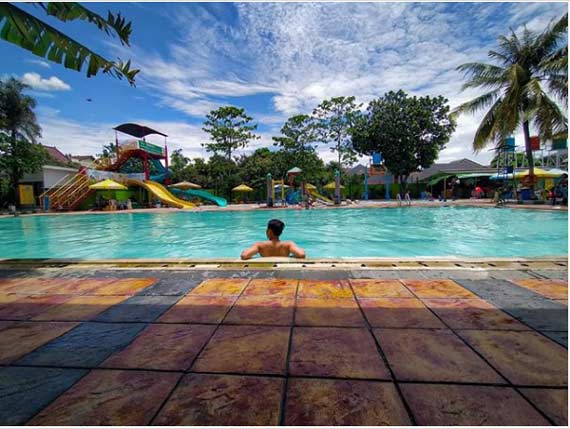 14 Kolam Renang Di Bogor Yang Seru 2020 Harga Murah Nyaman Buat Rekreasi Keluarga Kepengen Wisata