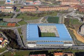 El Oviedo gana con casta al Llagostera (2-1)