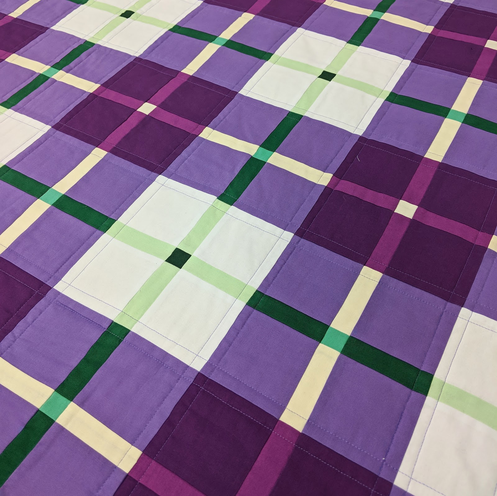 Modern Scot Patchwork and diamond quilts / CHARM ABOUT YOU