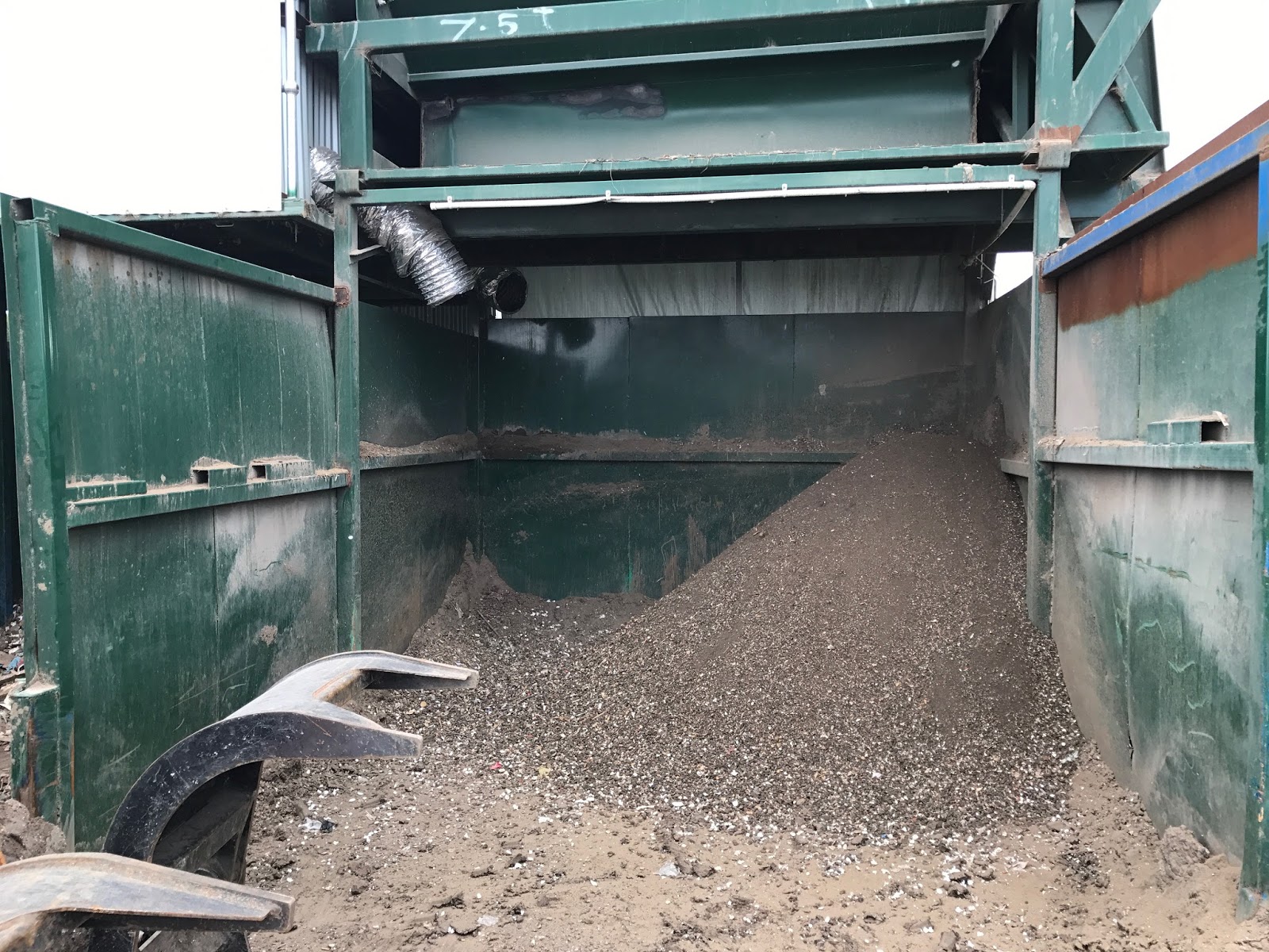 Skip Bin Hire Melbourne Skip Bin Hire for Soil or Dirt in Melbourne