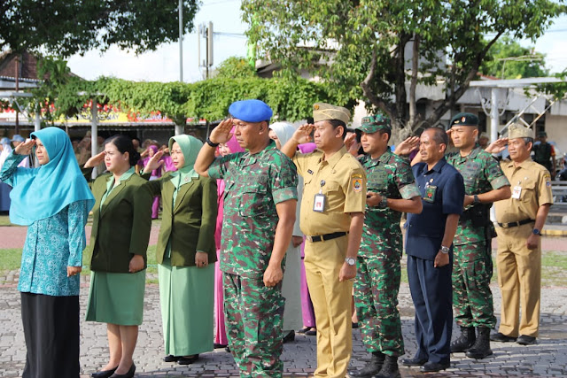 Upacara Peringatan Hari Ibu, Hari Bela Negara Ke-71 Dan Hari Anti Korupsi Sedunia Di Gelar Pagi Ini Upacara Peringatan Hari Ibu, Hari Bela Negara Ke-71 Dan Hari Anti Korupsi Sedunia Di Gelar Pagi Ini