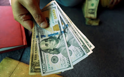 El día de hoy el dólar se cotiza en $19.96 pesos 