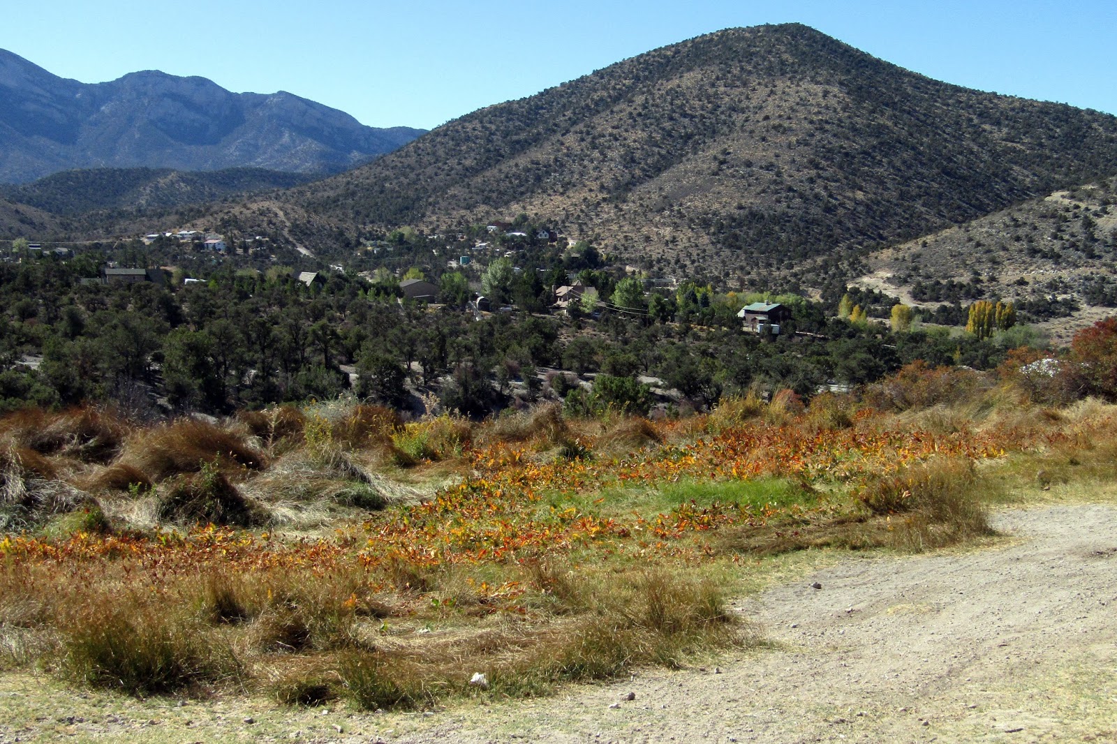Around the Bend Friends ® Mountain Springs Loop 10/15/16