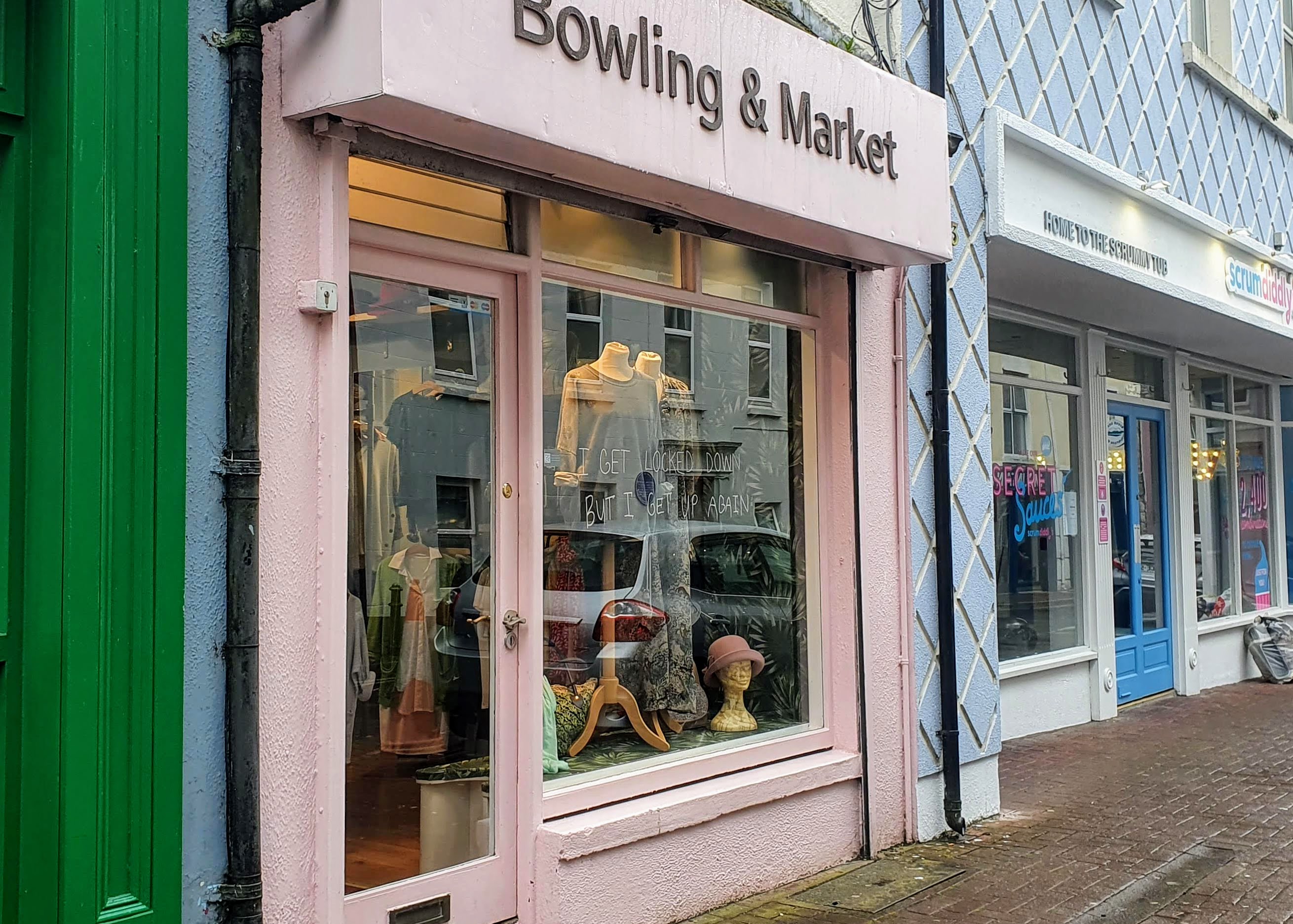 Clothes / accessories Open in Galway