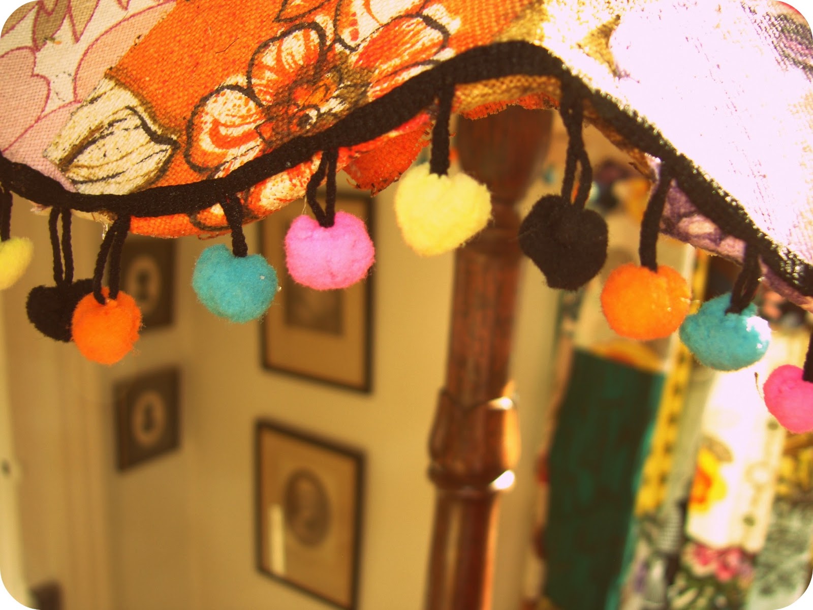 Vintage Vixen: Art, Wardrobe Disarray and A Tutorial