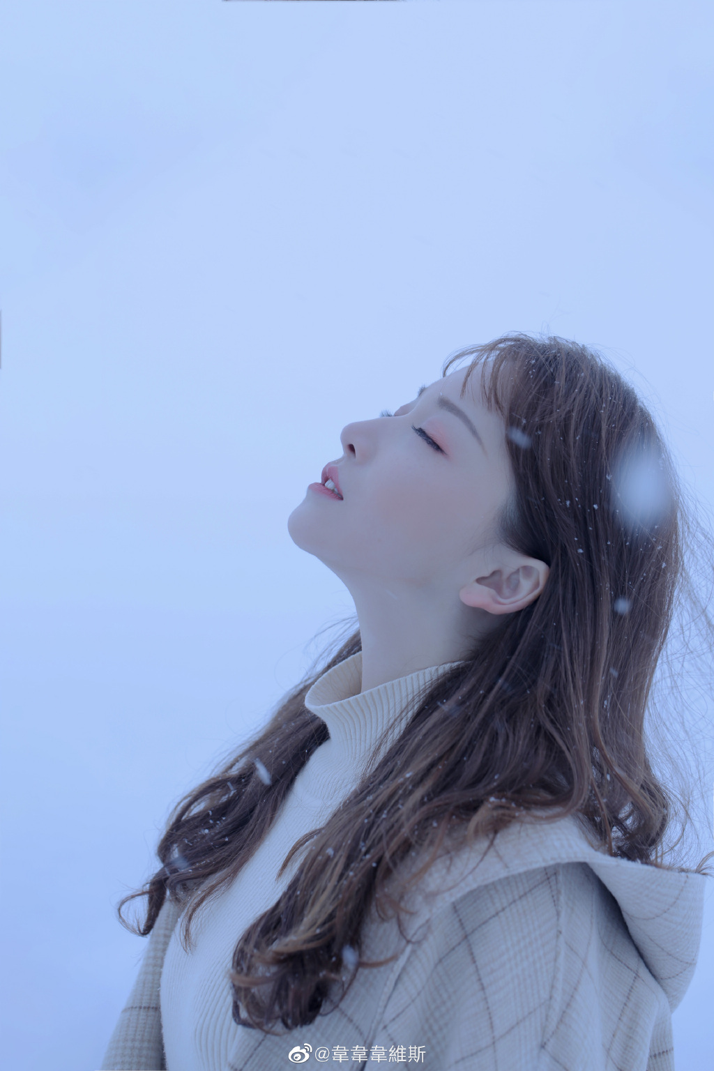 Gallery - Chinese model - Beautiful Snow Girl - P3