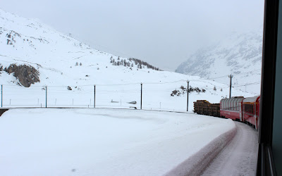 Bernina express por los Alpes nevados