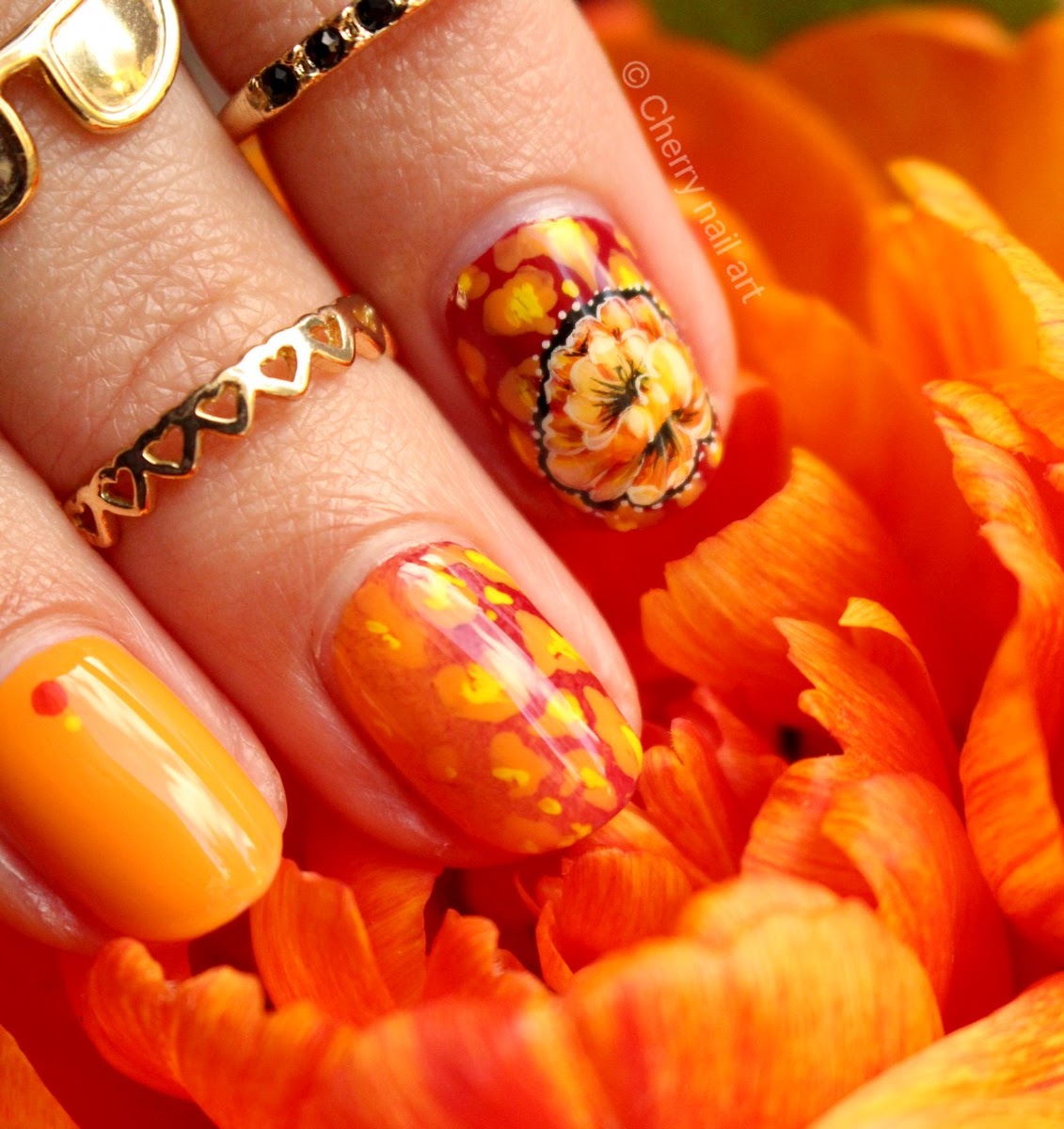nail-art-zhostovo-tulipe-double-leopard-flower