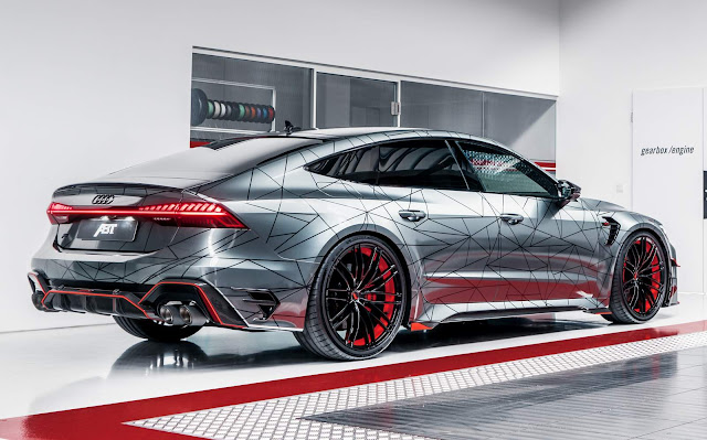 Audi RS7-R