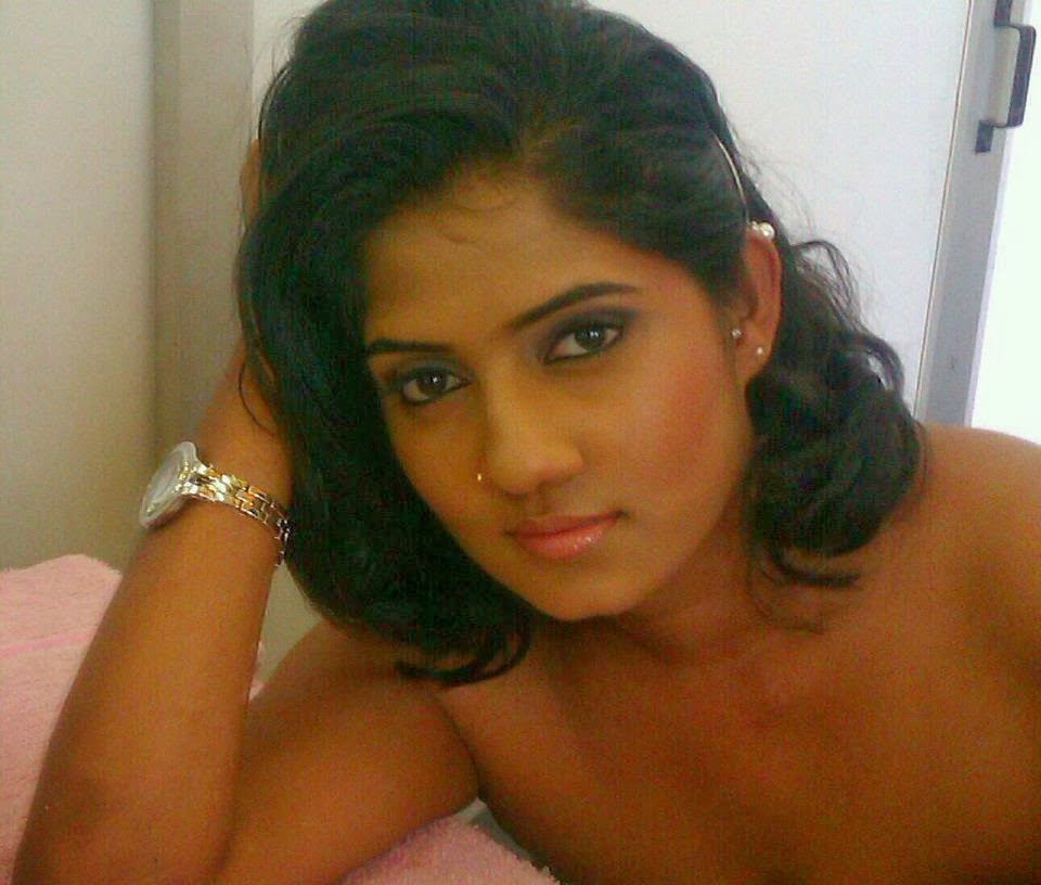 Sl Hot Girlz Manik Wijewardana 