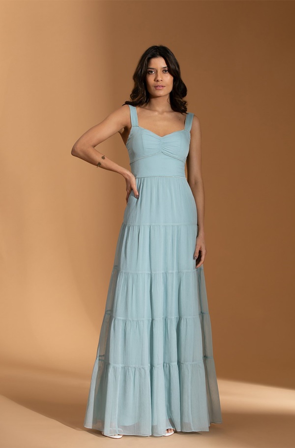 vestido longo azul serenity para madrinha de casamento