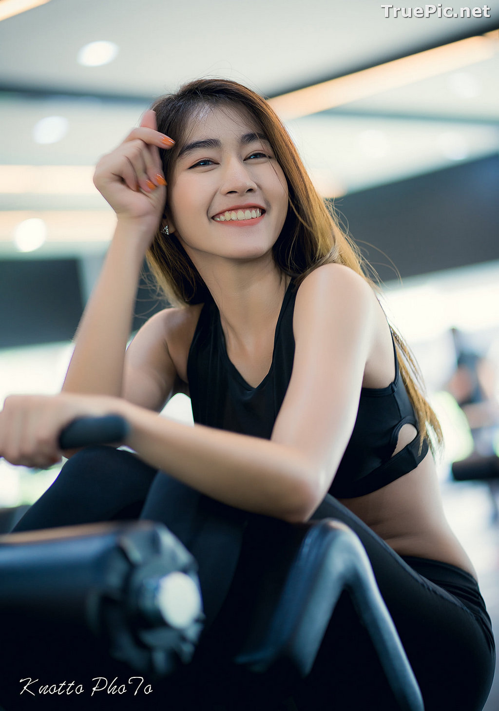 Image Thailand Hot Beauty Model - Nisa Khamarat - Red and Black Fitness Set - TruePic.net - Picture-29