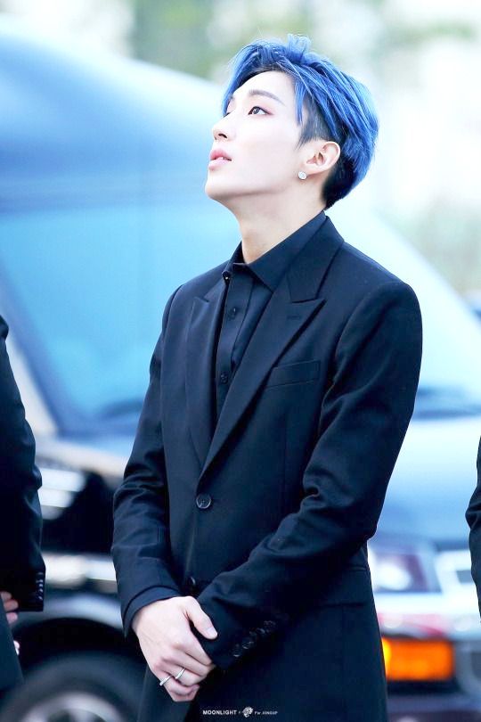 8 Warna Rambut Ala Artis Korea Pria Paling Ngetrend Cocok Kalian Tiru 8 Warna Rambut Ala Artis Korea Pria Paling Ngetrend Cocok Kalian Tiru