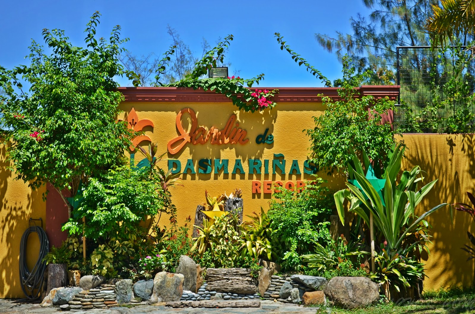 REVISITING JARDIN DE DASMARIÑAS FOR SWEET SUMMER ESCAPADE THEKIDWANDERER