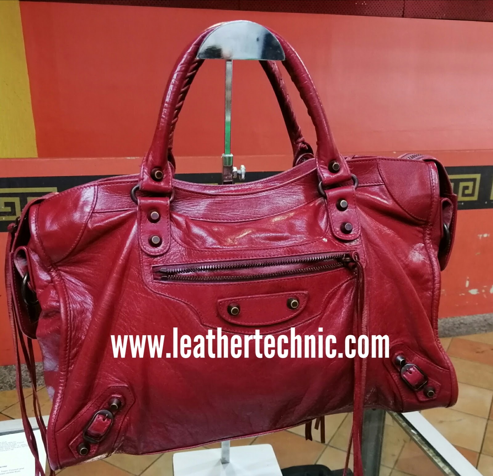 Balenciaga bag repair, bag handle repair, bag stitching, Leather