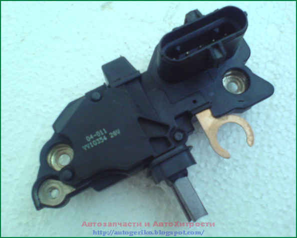 Mercedes Actros Регулятор напряжения генератора (шоколадка): Автозапчасти и Авто