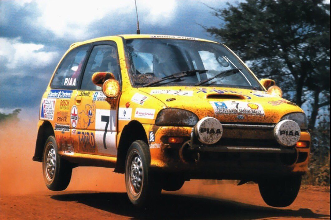 Al Rally Safari con un kei car