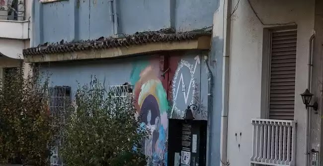 “Ζήτησα εισαγγελική εντολή κι έβγαλαν όπλο μπροστά στα παιδιά μου” “Ζήτησα εισαγγελική εντολή κι έβγαλαν όπλο μπροστά στα παιδιά μου”