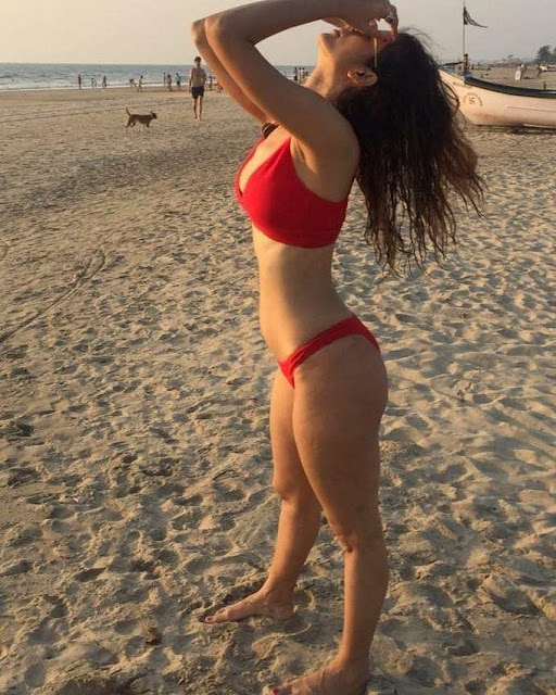 Bollywood Actress Soniya Birje Latest Hot Pics In Bikini 14
