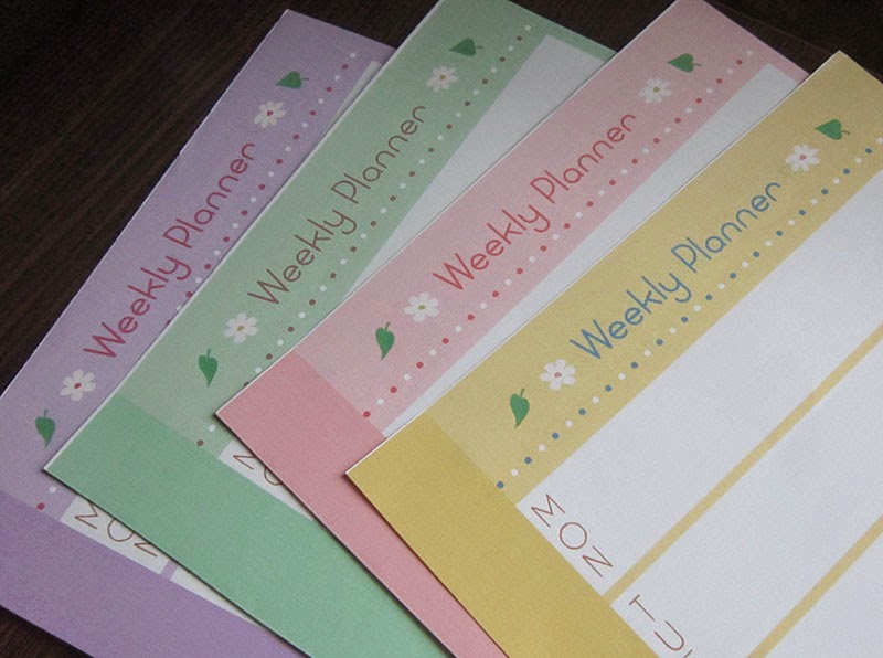 Merryprintables Free Simple And Sweet Weekly Planner Printables