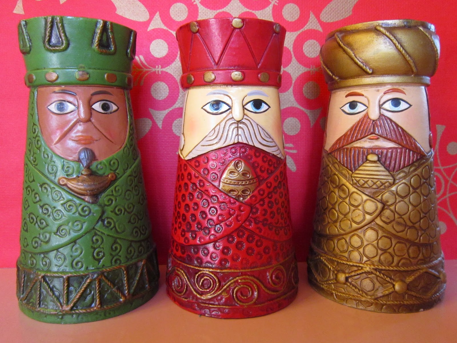 gold country girls We Three Kings
