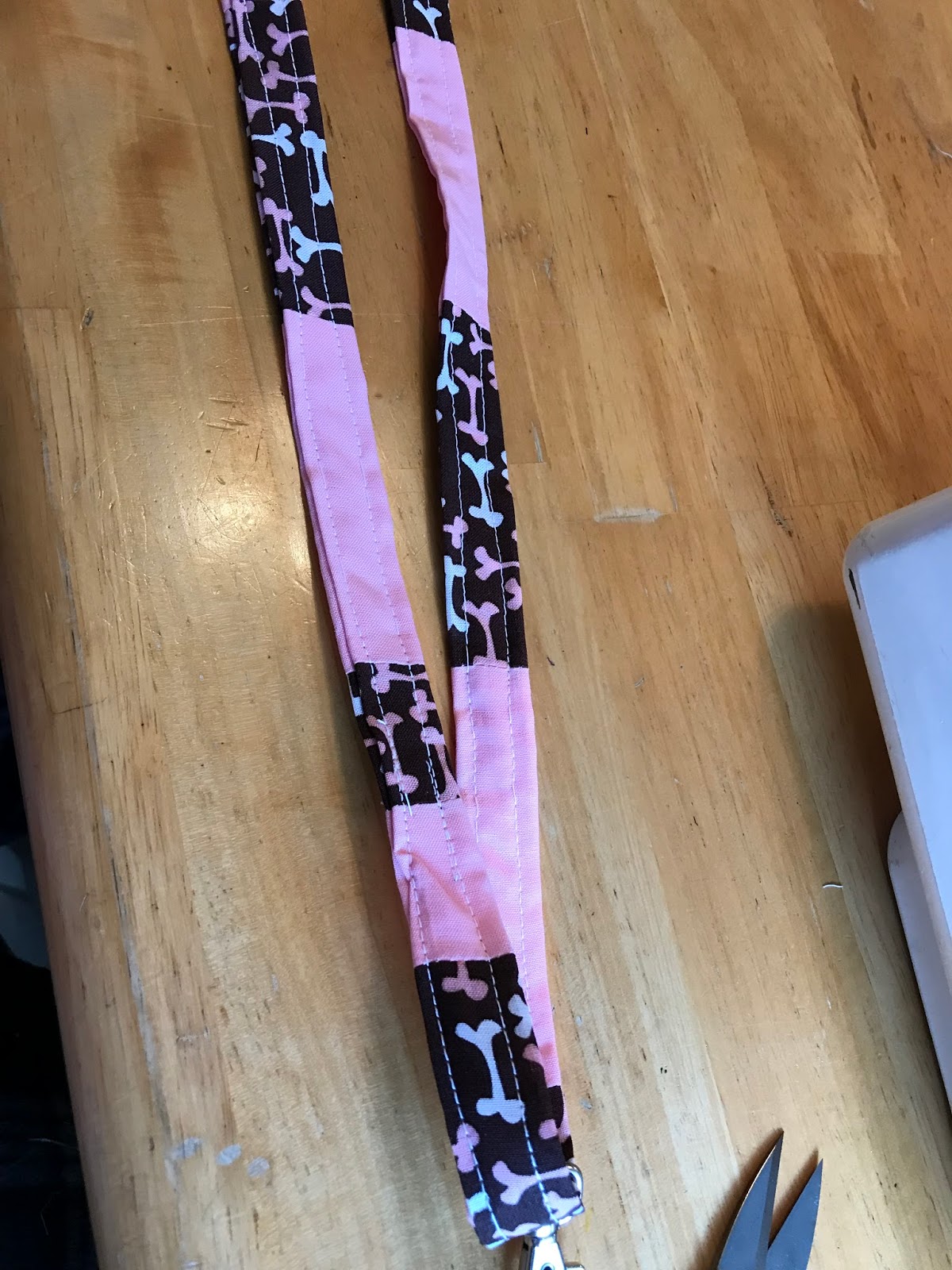 Sew Simple Projects: Super Easy Lanyard