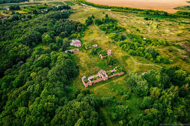 Сочинение про усадьбу рукавишниковых Усадьба в Лазарево - сверху