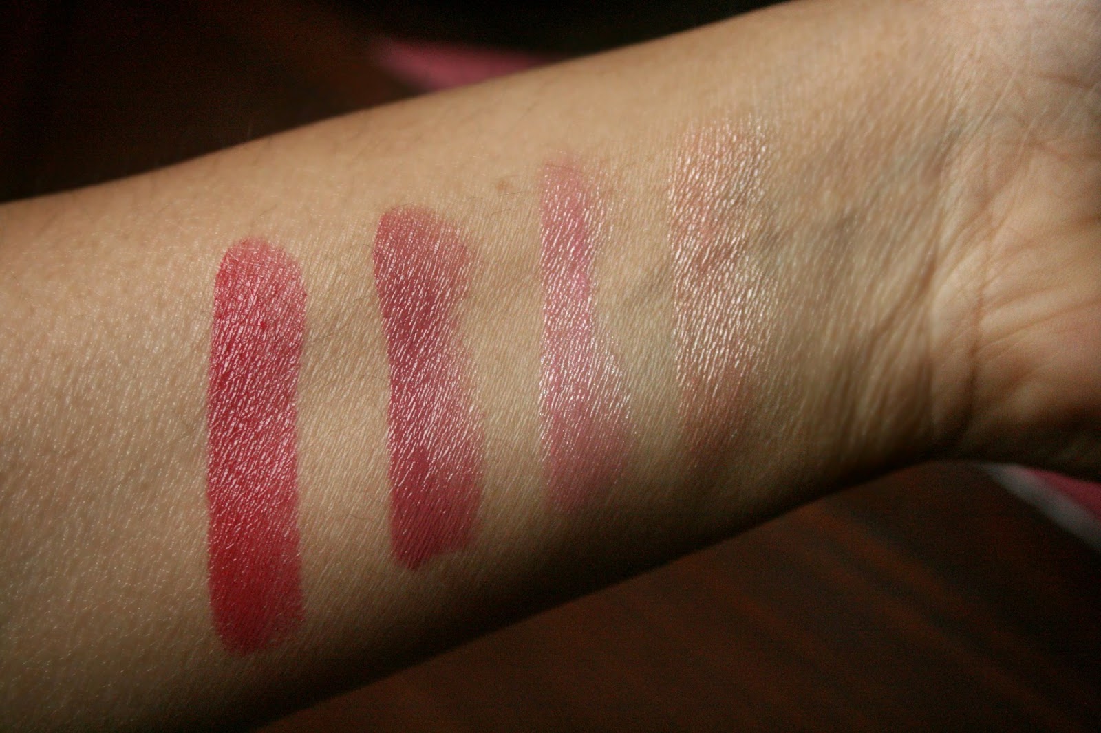 Makeup, Beauty and More: AVON Totally Kissable Lipstick