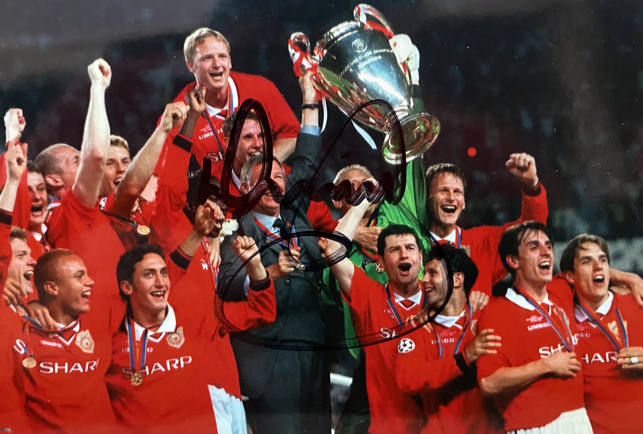 Celebrity Signings David May (Former Manchester United Player)