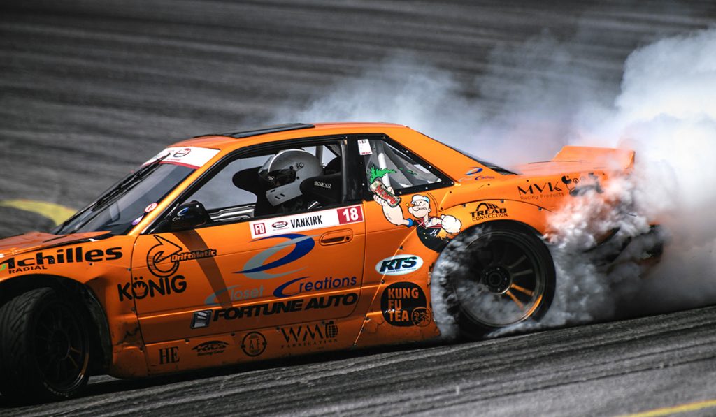 Why is a manual transmission better than automatic transmission? 10 Reasons to convince you!