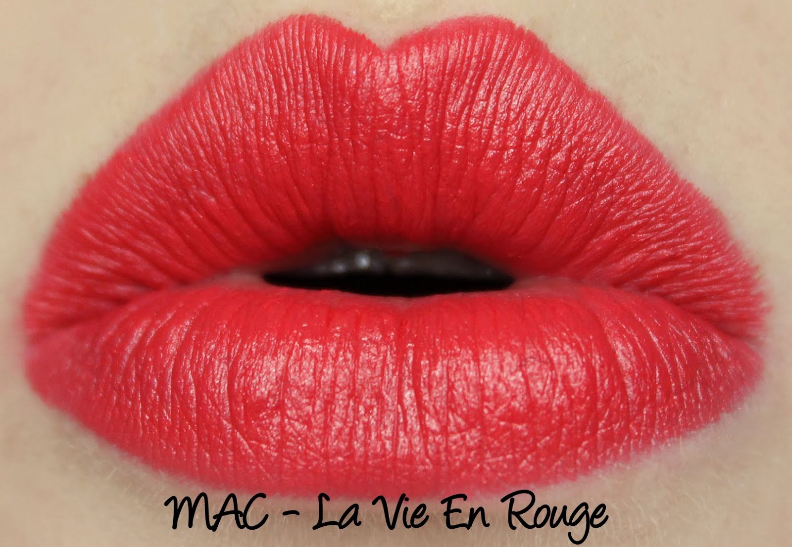 MAC La Vie En Rouge Lipstick Swatches & Review