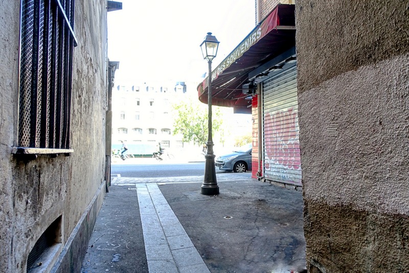 Paris Rue du Chat qui Pêche,