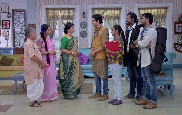 Krishnakoli 15 October 2020 Written Update Ronny and his crew visit Choudhury house