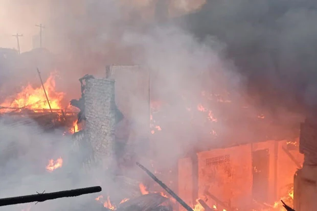 Ngeri! Video Kebakaran Lapas Tangerang, Semua Orang di Dalam Lapas Berhamburan Keluar
