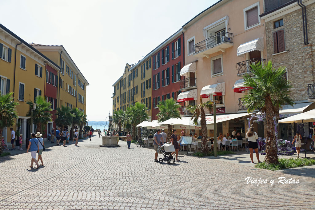 Calles de Sirmione, Italia