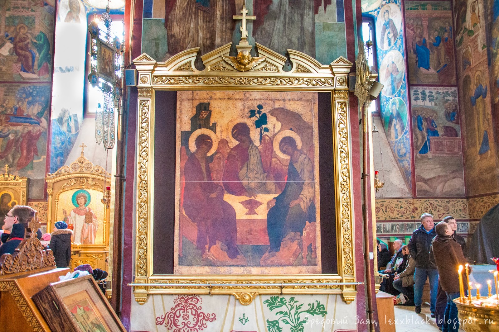 Иконы успенского собора троице сергиевой лавры Иконы успенского собора троице сергиевой лавры