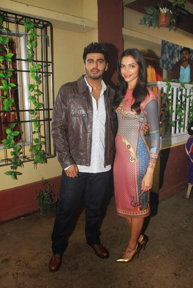 Deepika Padukone and Arjun Kapoor on The Set of Yeh Hai Mohabbaten