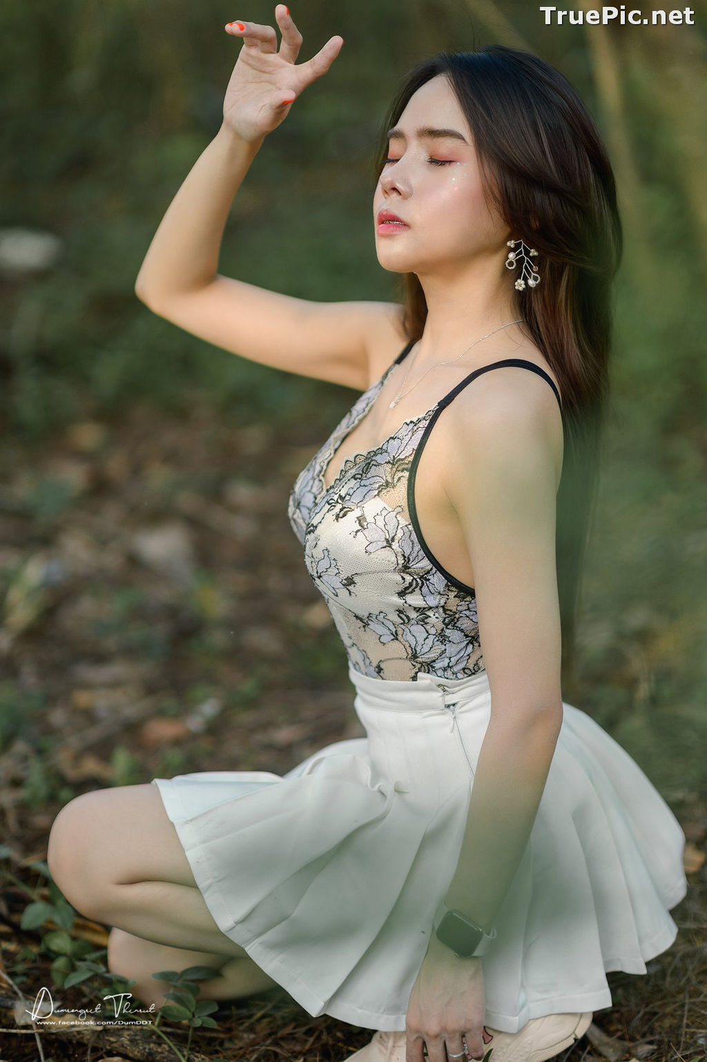 Image Thailand Model - Anusara Thaweesuk - Wild Grass Field - TruePic.net - Picture-15