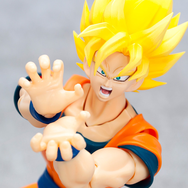 S.H.Figuarts Super Saiyan Full Power Son Goku