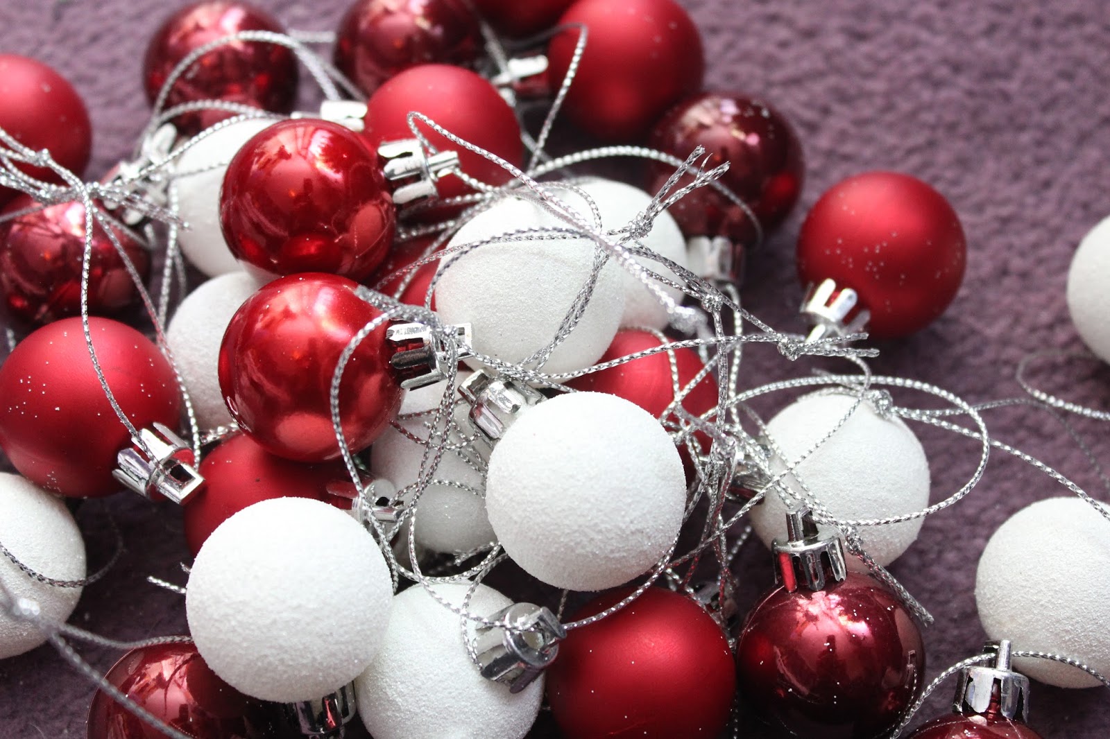 Layla Aurora Blogmas Day Thirteen Decorating My Christmas Tree